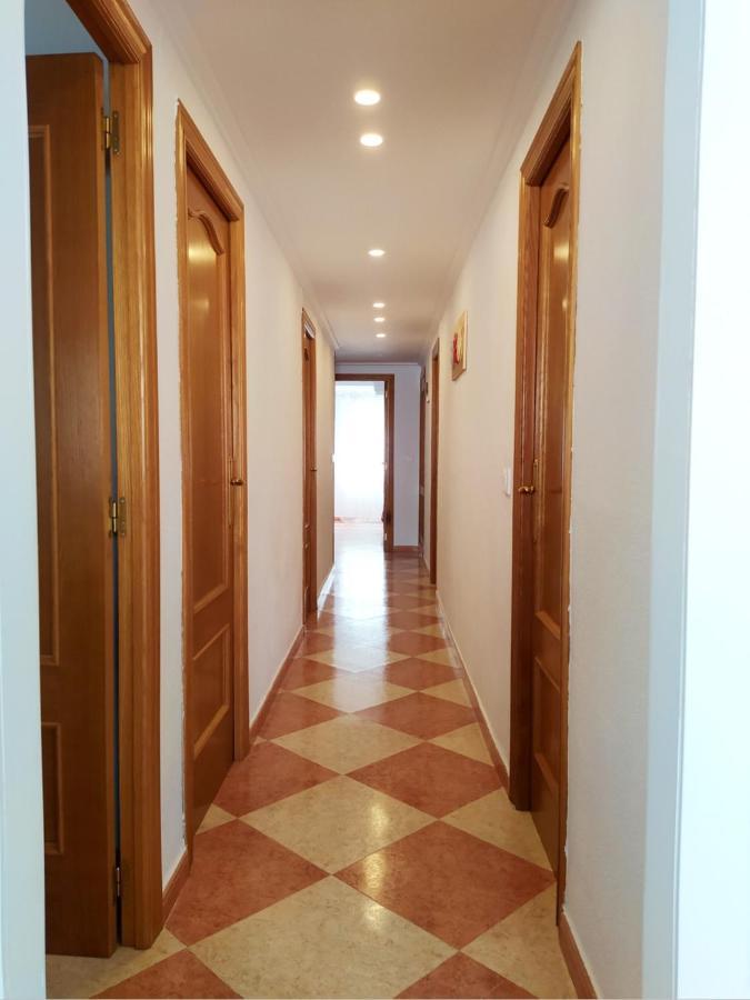 Movie Stars Apartment, غانديا المظهر الخارجي الصورة